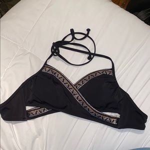 Pink / Victoria’s Secret Bikini top